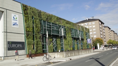 Интегриране на местно биоразнообразие и зелени пространства в градската архитектура