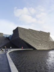 Музеят V&A Dundee в Шотландия по проект на Кенго Кума