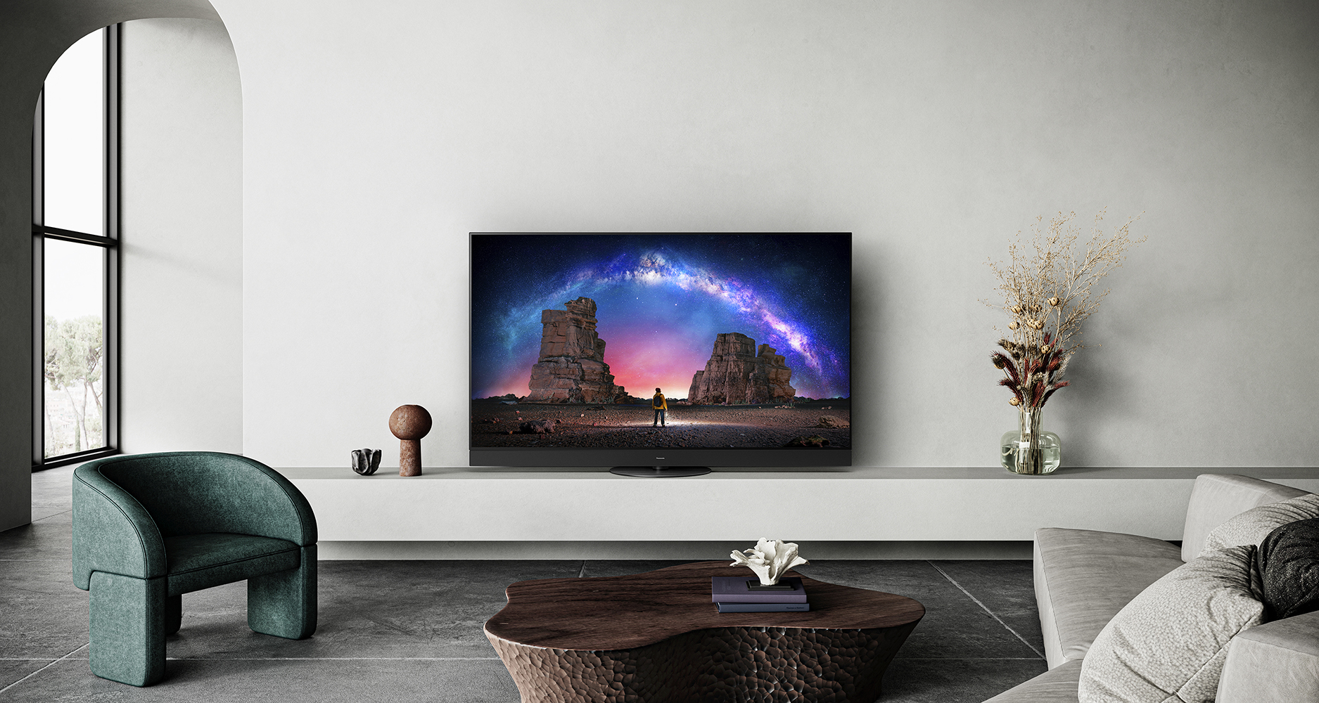 Panasonic представя своя водещ OLED телевизор за 2022 г.