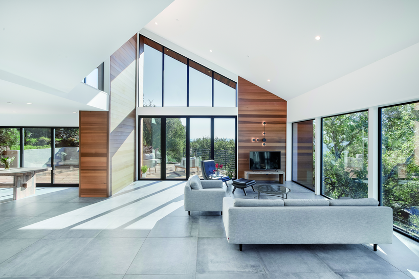 В нова светлина